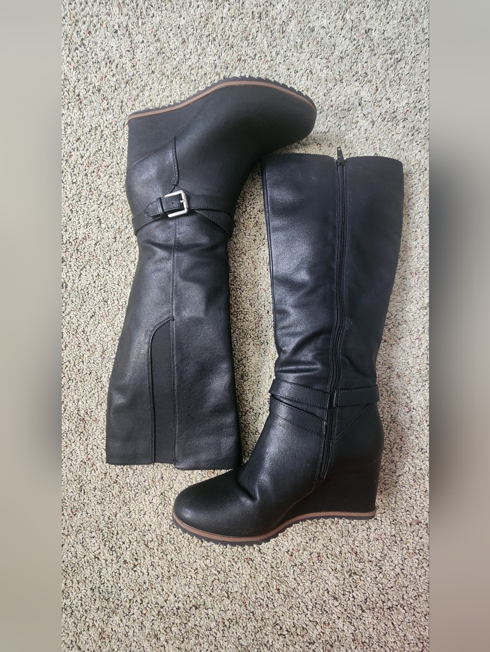 Black Wedge Knee-High Boots - Classic Women's Riding Style